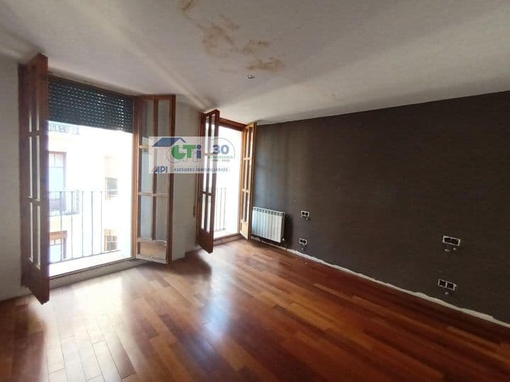 Apartment for sale in Zaragoza, Spain - Image 3