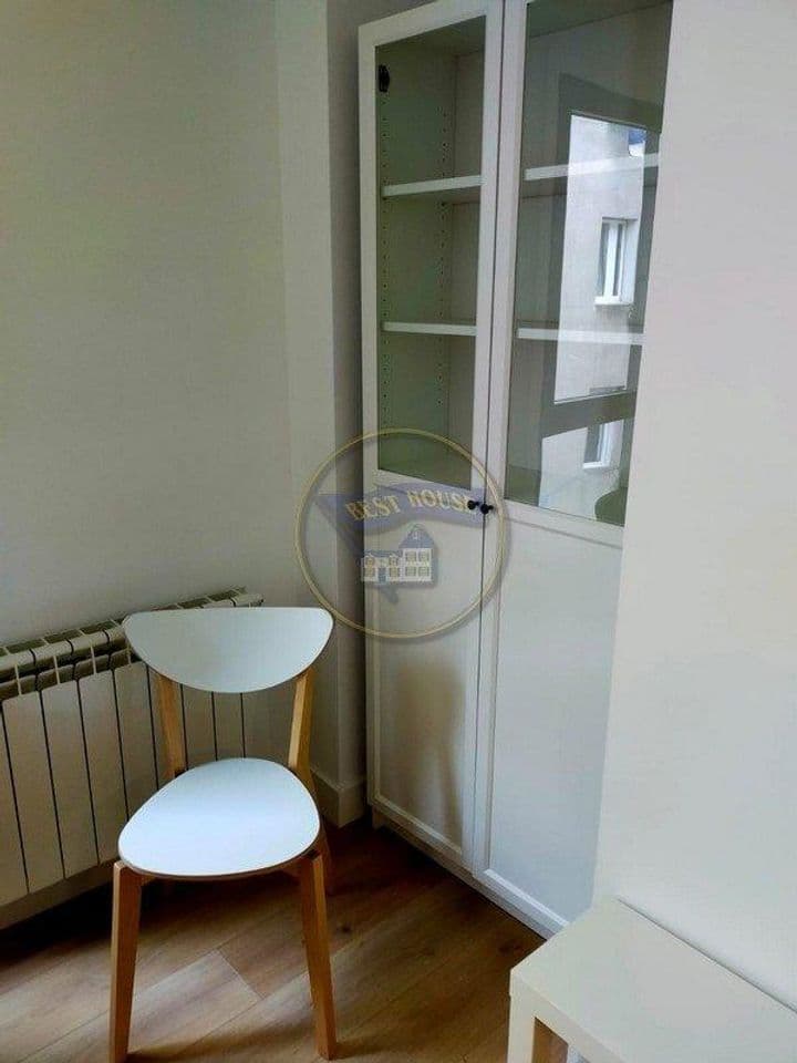 1 bedroom apartment for rent in Vigo, Spain - Image 12