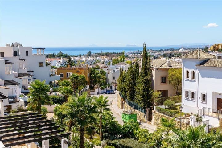 2 bedrooms apartment for rent in Estepona, Spain - Image 10