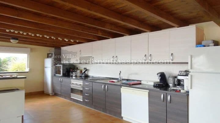 4 bedrooms house for sale in Alicante, Spain - Image 8