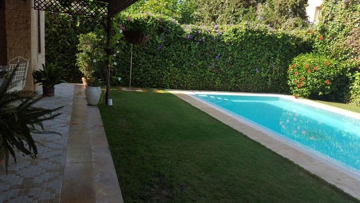 4 bedrooms house for rent in Nueva Andalucia, Spain - Image 3