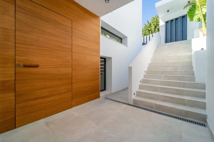 5 bedrooms house for sale in Marbella, Spain - Image 10