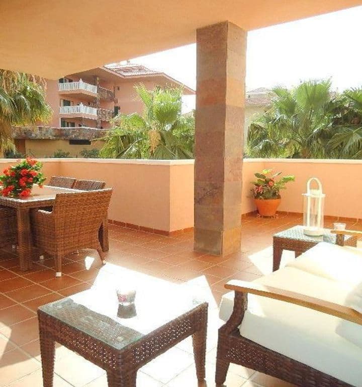 2 bedrooms apartment for rent in Benalmadena Costa, Spain - Image 2