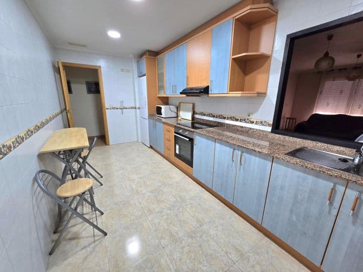 2 bedrooms apartment for rent in Elche, Spain - Image 12