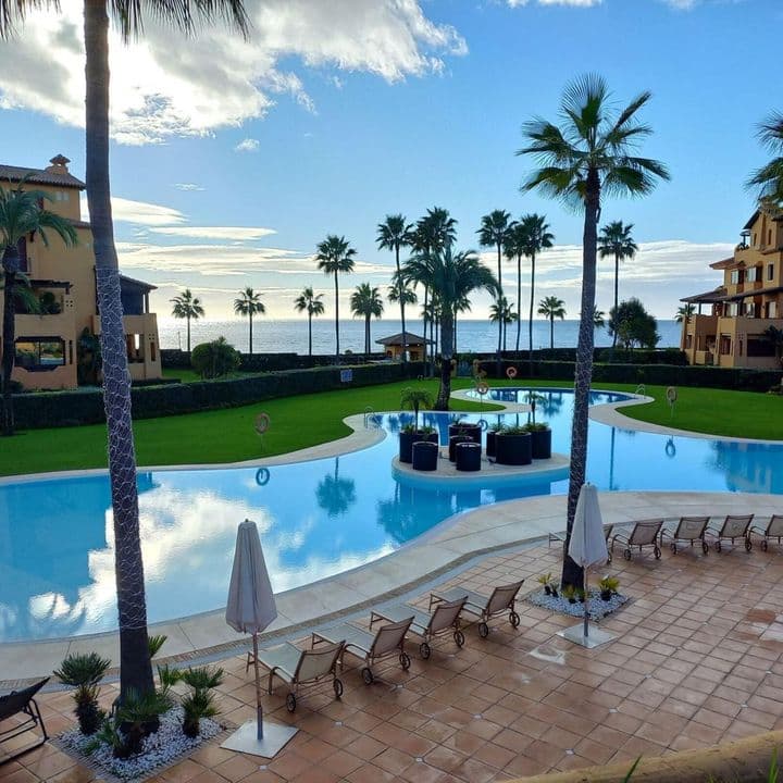 3 bedrooms apartment for sale in Estepona, Spain - Image 2