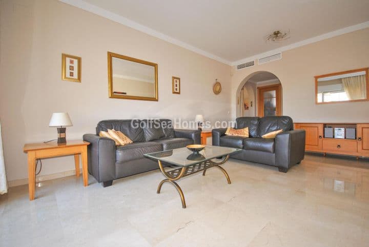 2 bedrooms apartment for rent in Torrequebrada, Spain - Image 9