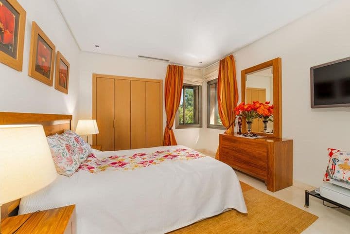 3 bedrooms apartment for sale in Nagueles-Milla de Oro, Spain - Image 9