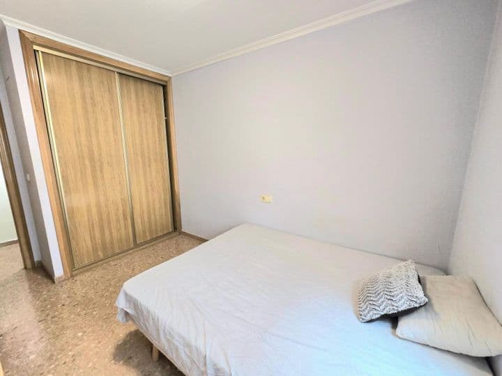 2 bedrooms apartment for rent in Elche, Spain - Image 8