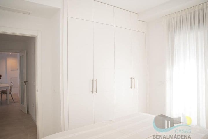 2 bedrooms apartment for rent in Playamar, Spain - Image 3