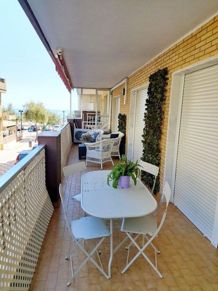 3 bedrooms apartment for rent in Los Boliches, Spain - Image 2