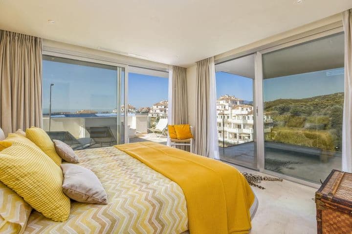 3 bedrooms apartment for sale in Nueva Andalucia, Spain - Image 11