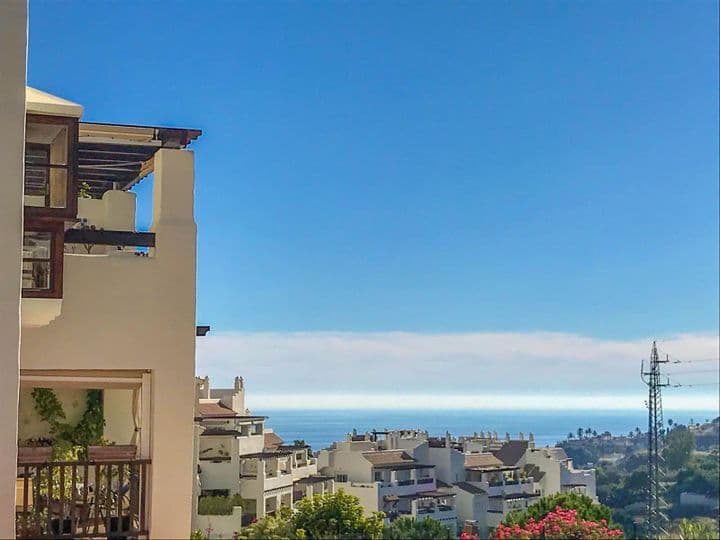 2 bedrooms apartment for rent in Benalmadena Costa, Spain - Image 4