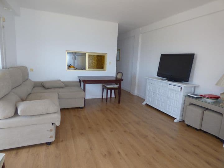 2 bedrooms apartment for rent in Poniente-Faro, Spain - Image 5