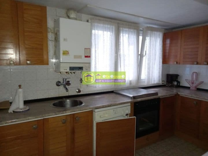 3 bedrooms apartment for sale in Santurtzi, Spain - Image 5