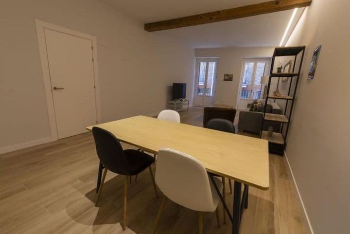 1 bedroom apartment for rent in Pamplona, Spain - Image 5