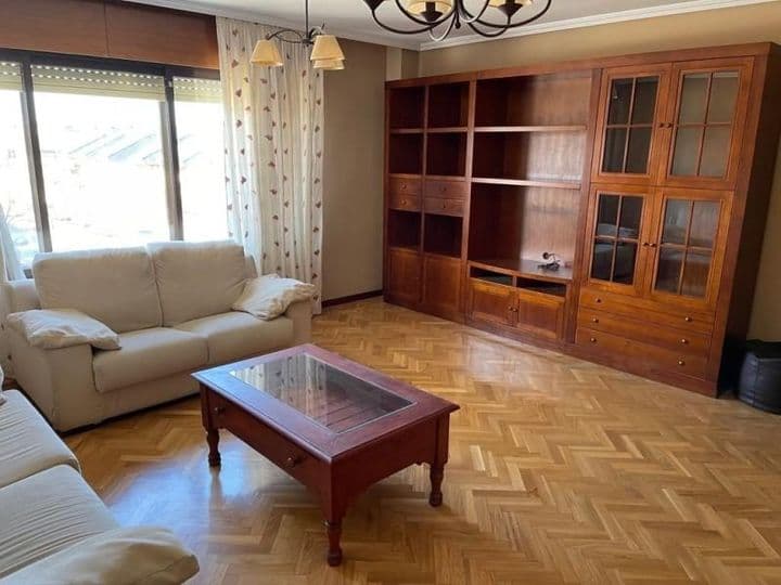 4 bedrooms apartment for sale in Valladolid, Spain - Image 7