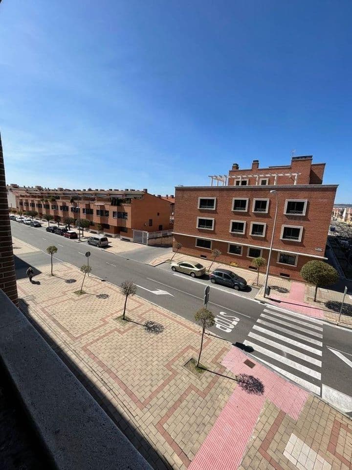 4 bedrooms apartment for sale in Valladolid, Spain - Image 5