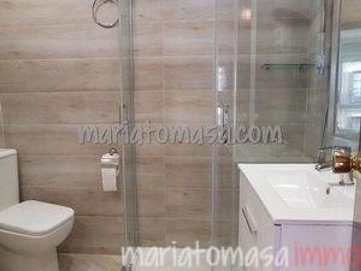 2 bedrooms apartment for rent in Bilbao, Spain - Image 2