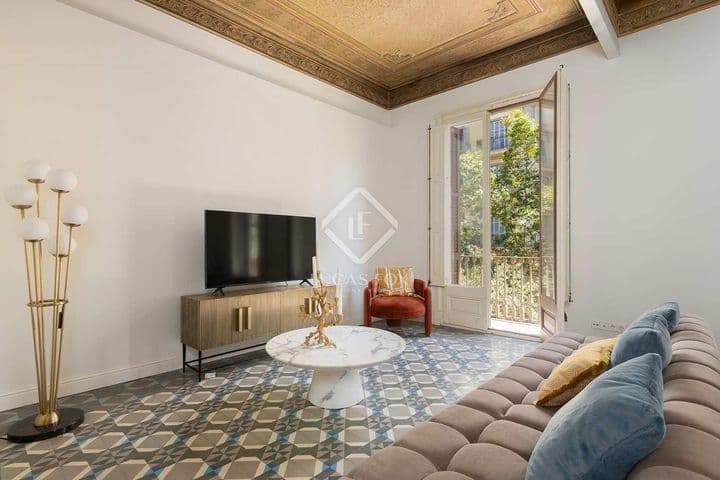 2 bedrooms apartment for rent in Barcelona, Spain - Image 9