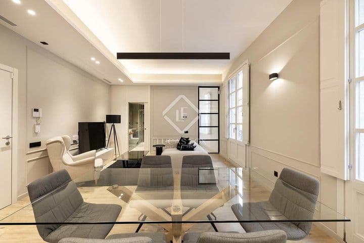 2 bedrooms apartment for rent in Barcelona, Spain - Image 4