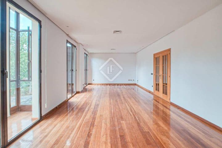 4 bedrooms apartment for sale in Madrid, Spain - Image 4