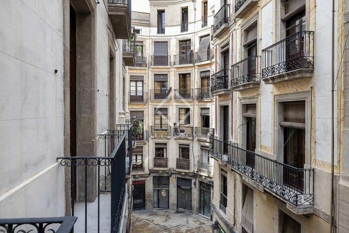 2 bedrooms apartment for rent in Barcelona, Spain - Image 11