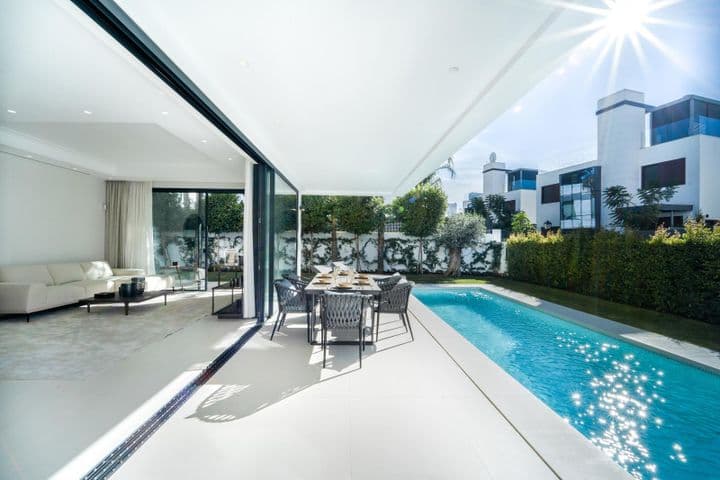 4 bedrooms house for rent in Marbella, Spain - Image 10