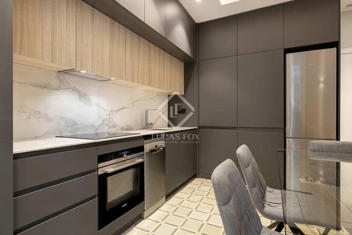 2 bedrooms apartment for rent in Barcelona, Spain - Image 7