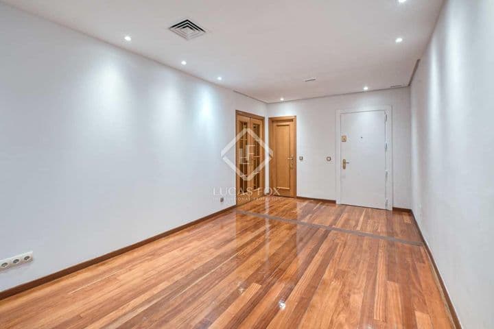 4 bedrooms apartment for sale in Madrid, Spain - Image 5