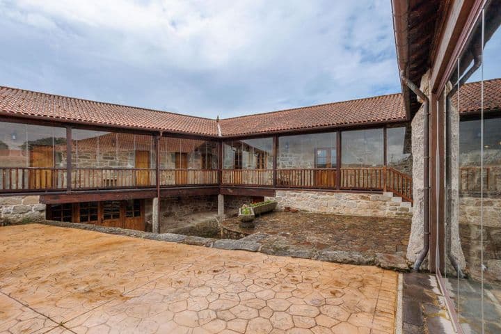 4 bedrooms house for sale in Lugo, Spain - Image 3