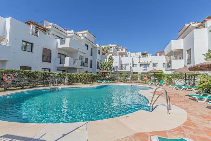 2 bedrooms apartment for sale in La Alcaidesa, Spain - Image 2