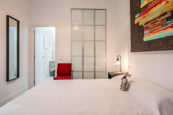 3 bedrooms apartment for rent in Salamanca, Spain - Image 9