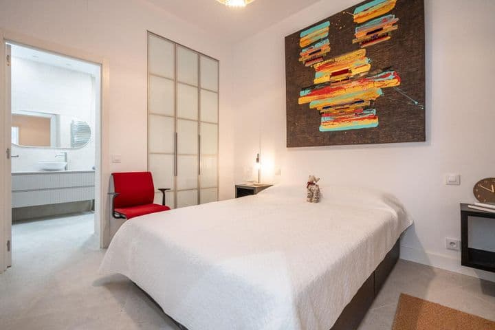 3 bedrooms apartment for rent in Salamanca, Spain - Image 2