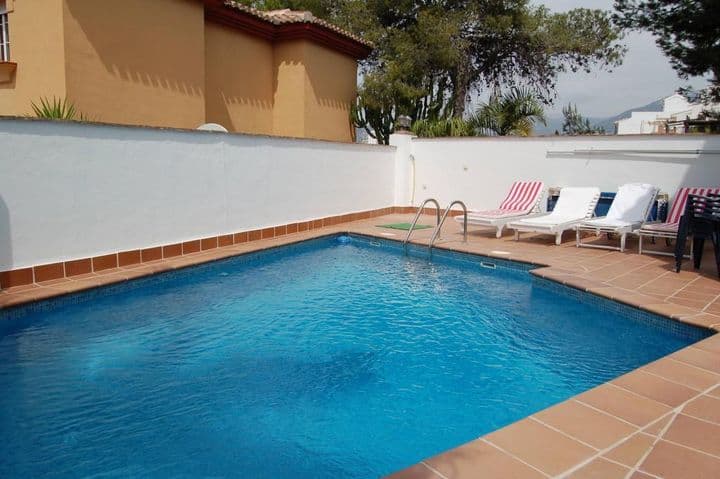 4 bedrooms house for rent in Nerja, Spain - Image 9