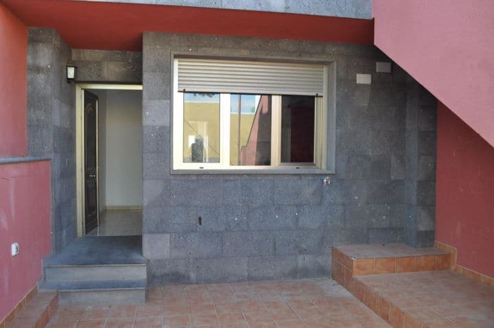 2 bedrooms apartment for sale in Puerto del Rosario, Spain - Image 3