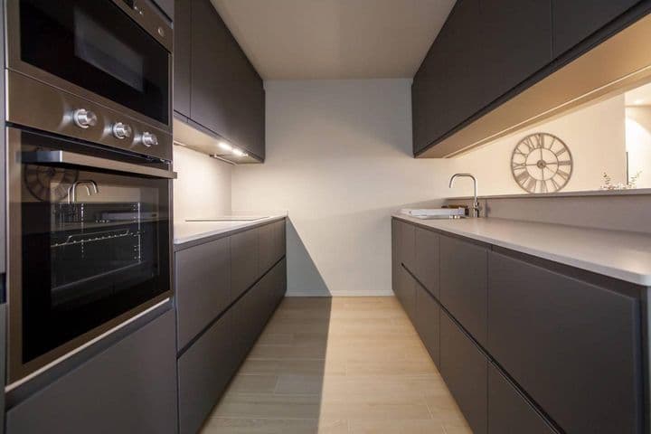 2 bedrooms apartment for rent in Ciutat Vella, Spain - Image 7