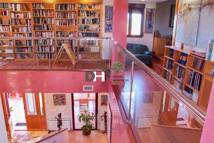 6 bedrooms house for sale in Badajoz, Spain - Image 4