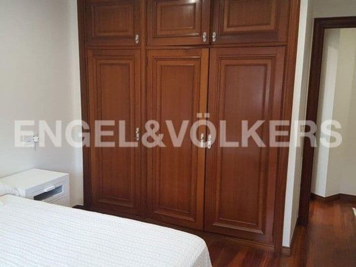 3 bedrooms apartment for rent in Vigo, Spain - Image 10