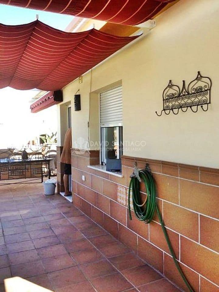 2 bedrooms house for rent in Centro, Spain - Image 7