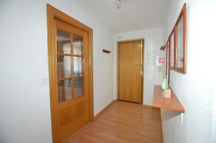 4 bedrooms apartment for rent in Granada, Spain - Image 4