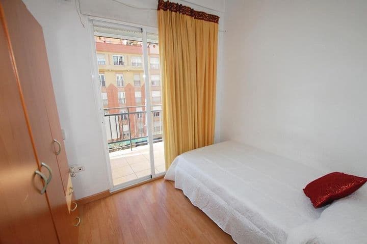 4 bedrooms apartment for rent in Granada, Spain - Image 12