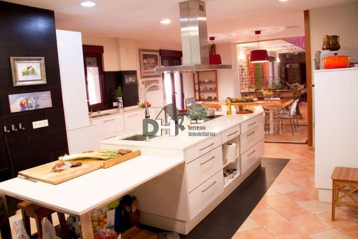 6 bedrooms house for sale in Badajoz, Spain - Image 12