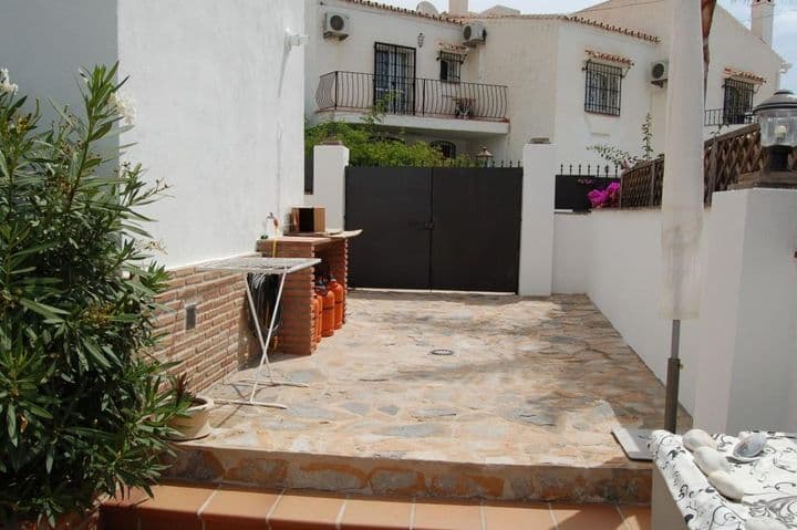 4 bedrooms house for rent in Nerja, Spain - Image 7