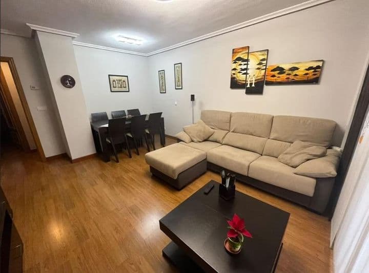 3 bedrooms apartment for rent in Salamanca, Spain