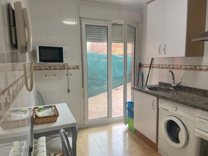 2 bedrooms apartment for sale in Valencia de Don Juan, Spain - Image 2