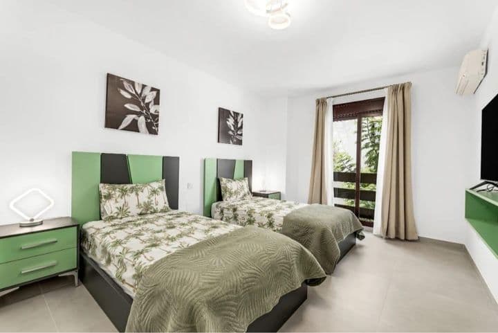 2 bedrooms apartment for rent in Marbella, Spain - Image 9