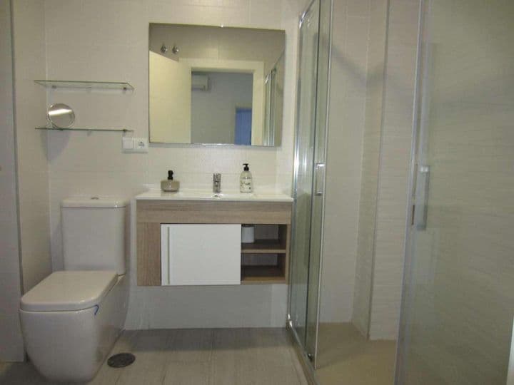 1 bedroom apartment for rent in Zona Puerto Deportivo, Spain - Image 12