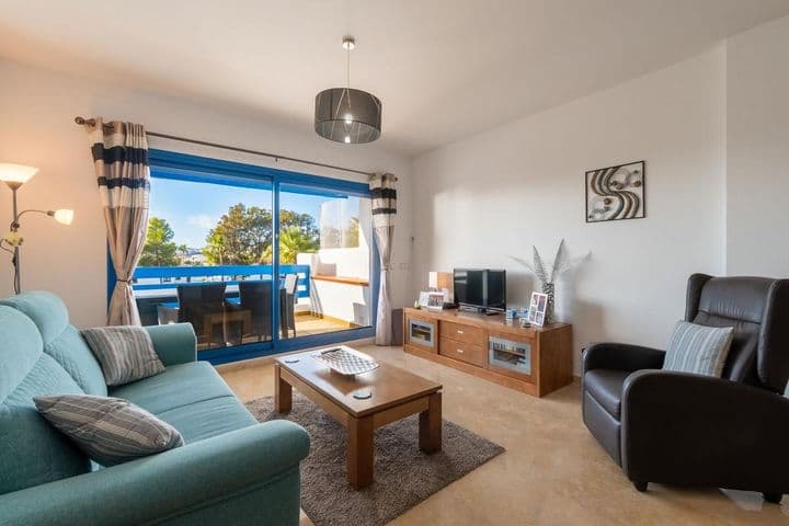 2 bedrooms apartment for sale in La Duquesa, Spain - Image 9