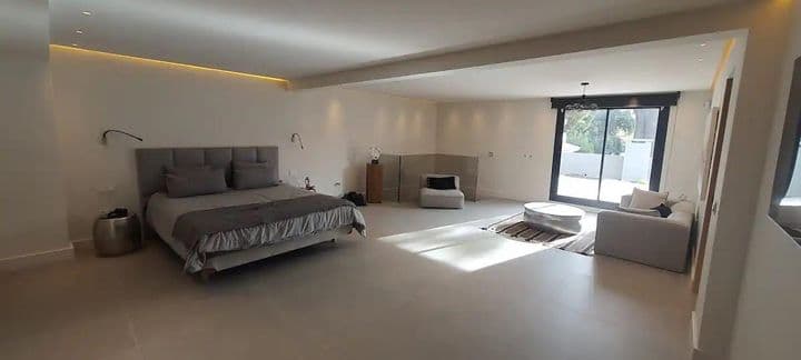 4 bedrooms house for rent in Marbella, Spain - Image 12