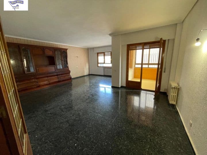 4 bedrooms apartment for sale in Albacete, Spain - Image 2